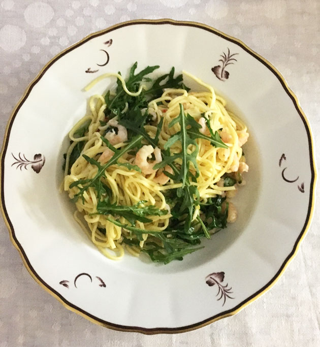 Sitruunainen katkarapu-rucolapasta