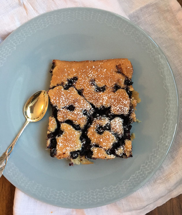 Mummon mustikkapiirakka