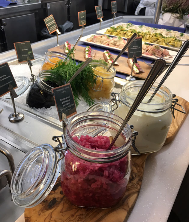 Viking Linen uusi buffet tarjoaa pohjoismaisia makuja, paljon kalaa ja&nbsp;vegeä