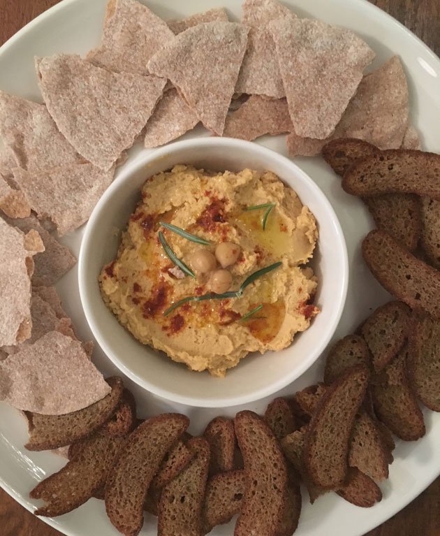 Hummus-tahnaa leivälle tai dippikastikkeeksi