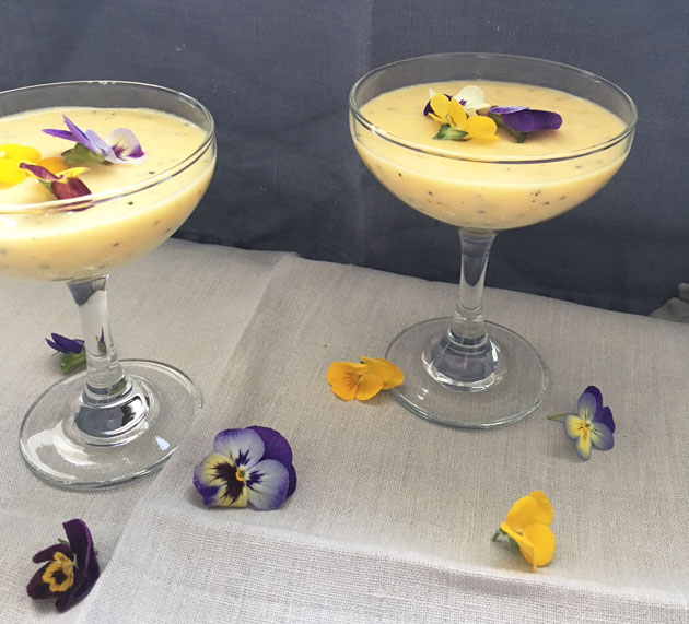 Mango_passiohedelmäsmoothie