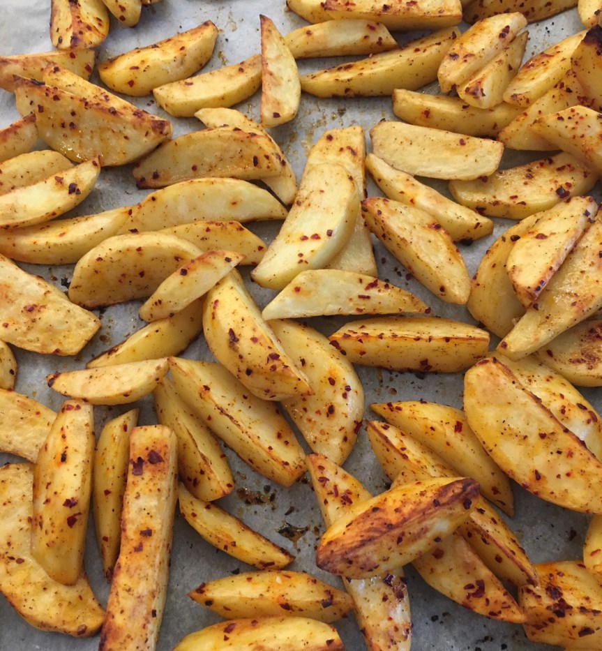 Lohkoperunat – rapeat ja&nbsp;mausteiset