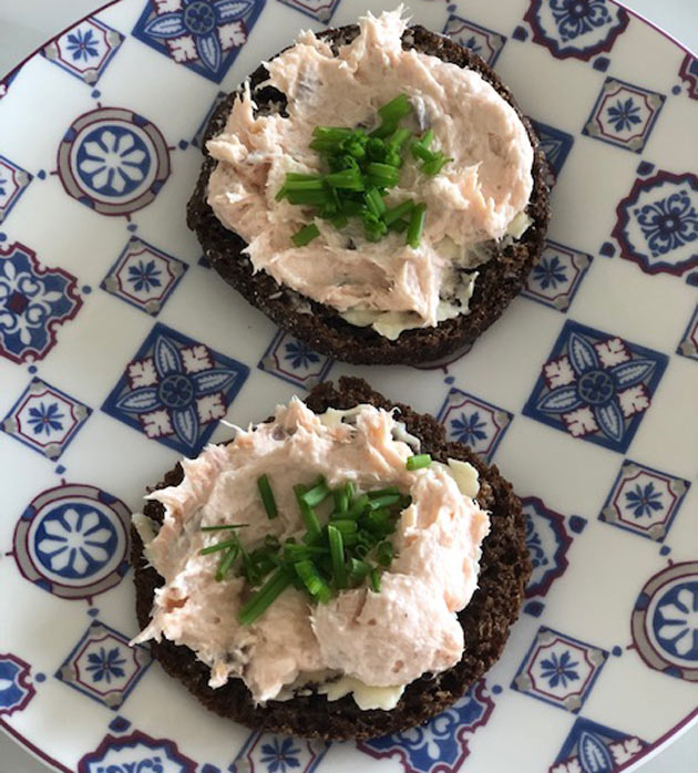 Savulohitahna maistuu monen ruoan&nbsp;kanssa