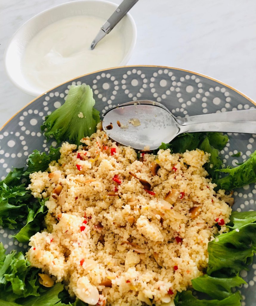 Mantelikuskus kulhossa