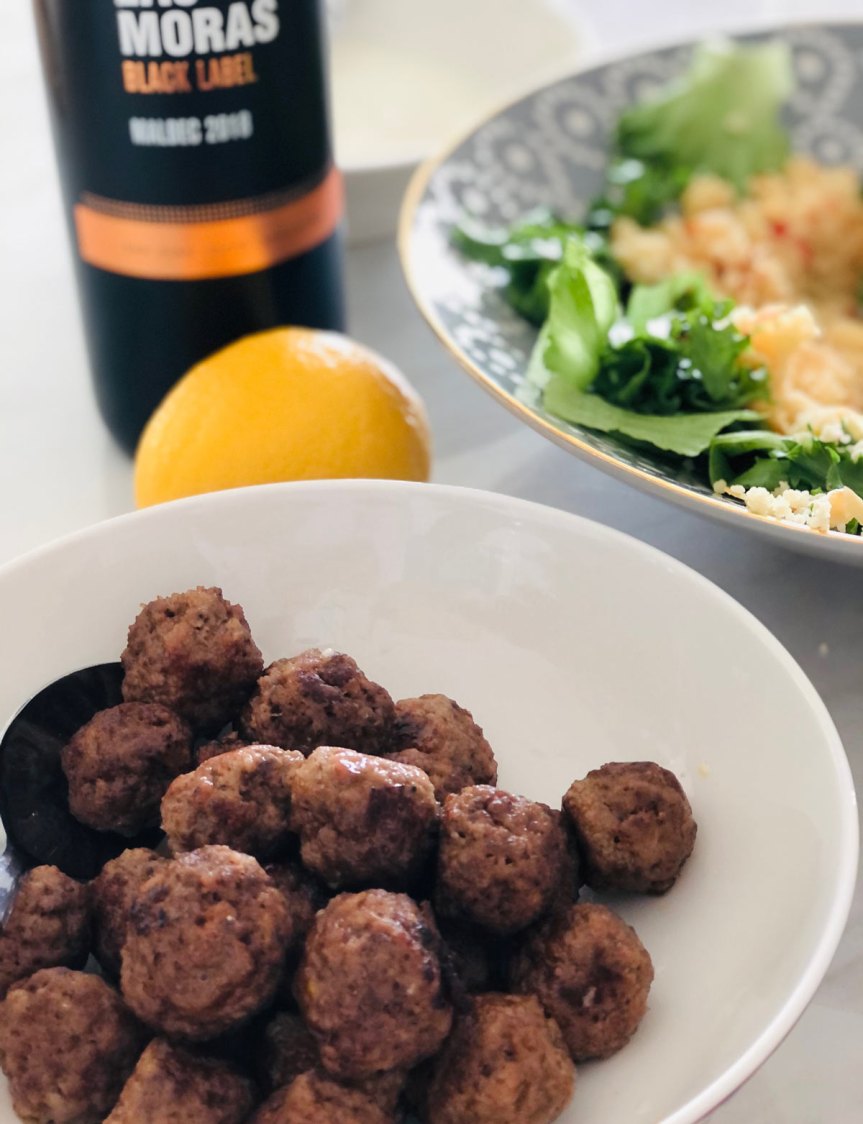 Mausteiset lihapullat ja mantelikuskus marokkolaisin&nbsp;maustein