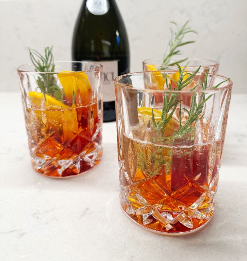 Karpaloinen Aperol spritz loppusyksyn&nbsp;juhliin