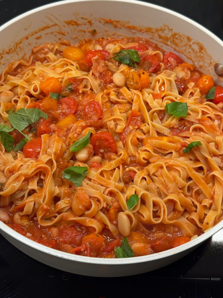 Valkopapupasta eli voipapupasta