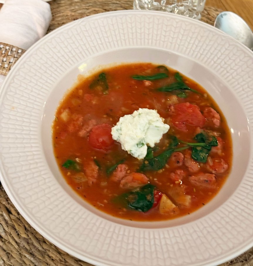 Chorizo-tomaattikeitto